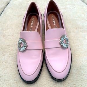 Women’s size 10 pink loafers